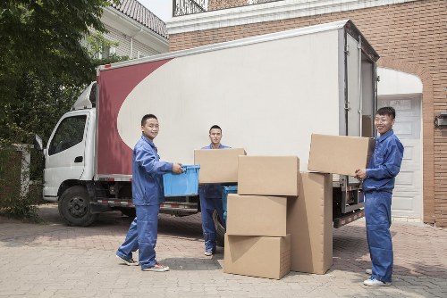 Moving van service for Brompton home and business relocations