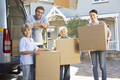 Professional moving van service for flats and houses in Brompton